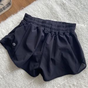 Hotty Hot High-Rise Lined Short 2.5" size 0